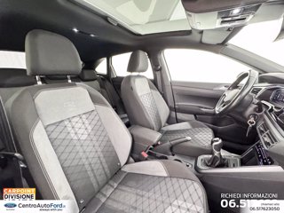 VOLKSWAGEN Taigo 1.0 tsi r-line 110cv 6