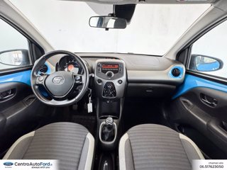 TOYOTA Aygo 5p 1.0 x-play 72cv 9