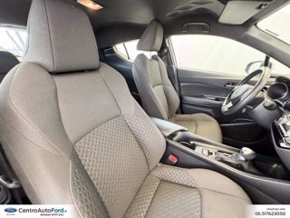 TOYOTA C-hr 1.8h active e-cvt 6