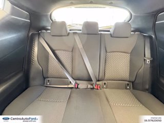 TOYOTA C-hr 1.8h active e-cvt 8