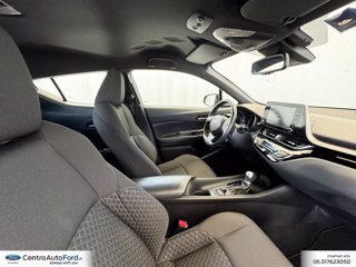 TOYOTA C-hr 1.8h business e-cvt 5