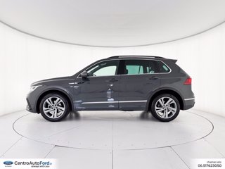 VOLKSWAGEN Tiguan 2.0 tdi r-line 150cv dsg 2
