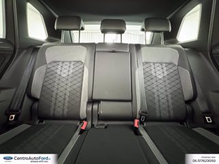 VOLKSWAGEN Tiguan 2.0 tdi r-line 150cv dsg 8