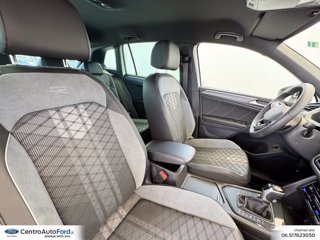 VOLKSWAGEN Tiguan 2.0 tdi r-line 150cv dsg 6