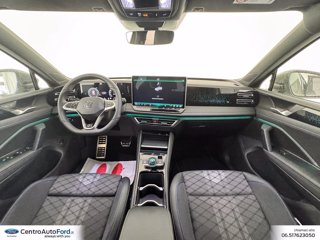 VOLKSWAGEN Tiguan 2.0 tdi r-line 150cv dsg 9