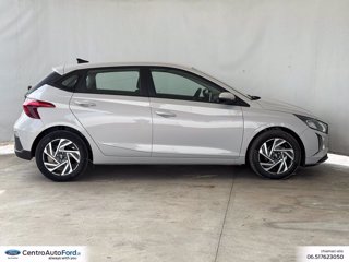 HYUNDAI I20 1.2 mpi connectline 79cv mt 4