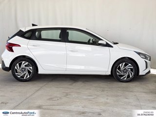 HYUNDAI I20 1.2 mpi connectline 79cv mt 4