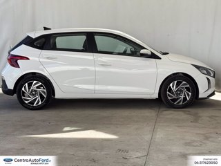 HYUNDAI I20 1.2 mpi connectline 79cv mt 4
