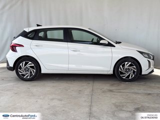 HYUNDAI I20 1.2 mpi connectline 79cv mt 4