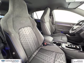 VOLKSWAGEN Golf 2.0 tdi r-line 150cv dsg 6