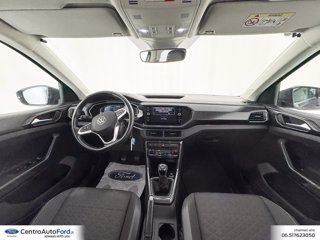 VOLKSWAGEN T-cross 1.0 tsi advanced 110cv 9