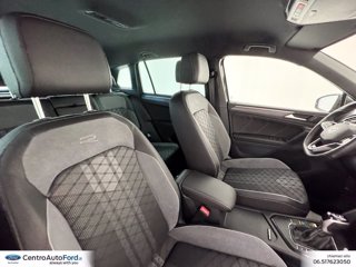 VOLKSWAGEN Tiguan 2.0 tdi r-line 150cv dsg 6
