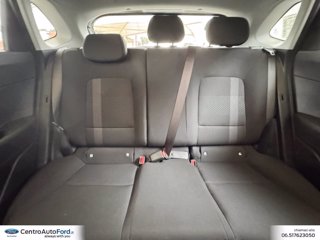 HYUNDAI I20 1.2 mpi connectline 79cv mt 8