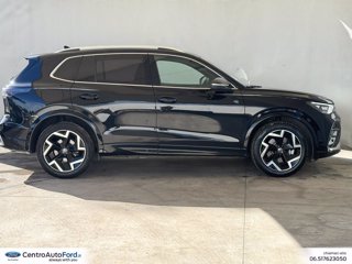 VOLKSWAGEN Tiguan 2.0 tdi r-line 150cv dsg 4