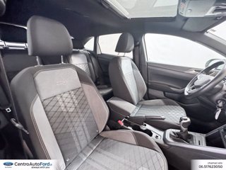 VOLKSWAGEN Taigo 1.0 tsi r-line 110cv 6