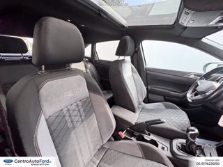 VOLKSWAGEN Taigo 1.0 tsi r-line 110cv 6