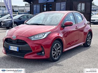 TOYOTA Yaris 1.5h trend 0