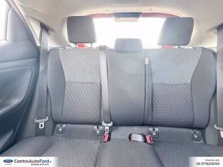 TOYOTA Yaris 1.5h trend 8