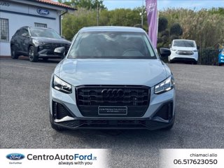 AUDI Q2 35 TFSI S tronic Identity Black