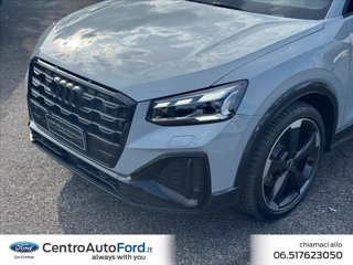 AUDI Q2 35 TFSI S tronic Identity Black 6