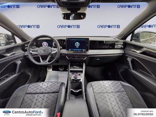 VOLKSWAGEN Tiguan 2.0 tdi r-line 150cv dsg 9