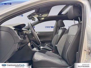 VOLKSWAGEN Taigo 1.0 tsi r-line 115cv 8