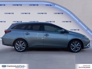 TOYOTA Auris touring sports 1.8h lounge cvt my18 5
